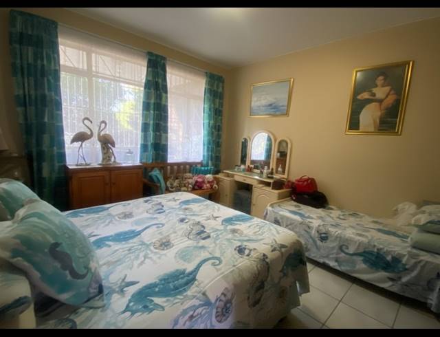 2 BEDROOM FLAT FOR SALE IN VANDERBIJLPARK CW 3
